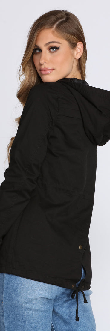 Hooded Out For An Adventure Anorak helps create the best summer outfit for a look that slays at any event or occasion!