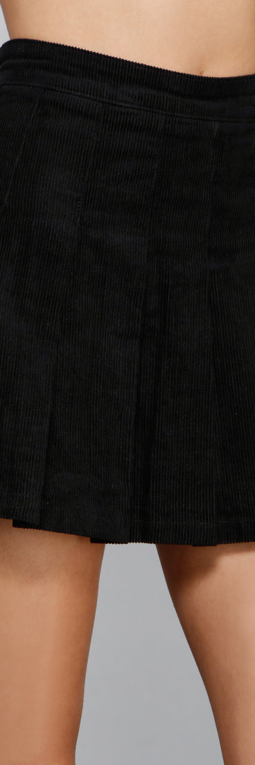 Stylishly Sassy Pleated Corduroy Mini Skirt is a trendy pick to create 2023 festival outfits, festival dresses, outfits for concerts or raves, and complete your best party outfits!
