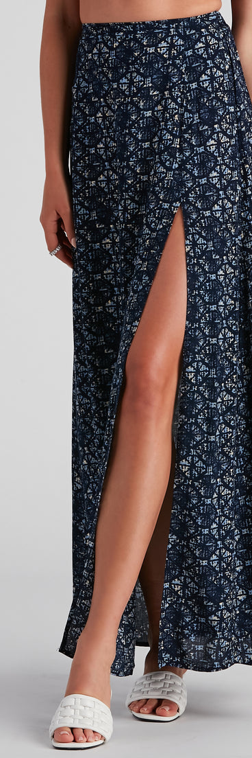 Kaleidoscope Boho Slit Maxi Skirt provides a stylish start to creating your best summer outfits of the season with on-trend details for 2023!