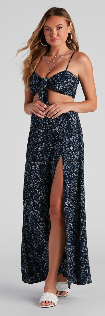 Kaleidoscope Boho Slit Maxi Skirt provides a stylish start to creating your best summer outfits of the season with on-trend details for 2023!
