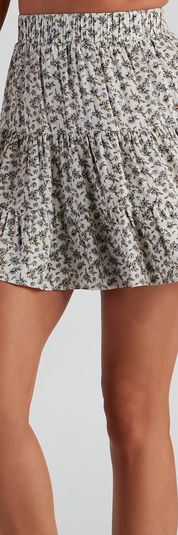 Sunkissed Florals A-Line Skirt provides a stylish start to creating your best summer outfits of the season with on-trend details for 2023!