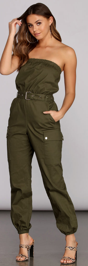 Bold And Belted Strapless Jumpsuit provides a stylish start to creating your best summer outfits of the season with on-trend details for 2023!