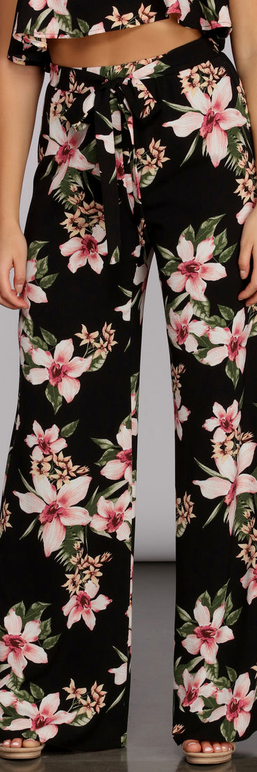 You’ll look stunning in the Total Tropics Tie Waist Pants when paired with its matching separate to create a glam clothing set perfect for a New Year’s Eve Party Outfit or Holiday Outfit for any event!