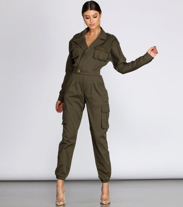 Trendy Utility Cargo Jumpsuit will help you dress the part in stylish holiday party attire, an outfit for a New Year’s Eve party, & dressy or cocktail attire for any event.