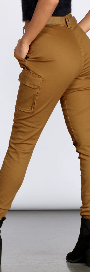 Cutie In Charge Cargo Joggers provides a stylish start to creating your best summer outfits of the season with on-trend details for 2023!