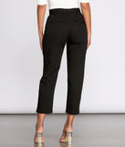 High Waist Utility Cargo Pants provides a stylish start to creating your best summer outfits of the season with on-trend details for 2023!