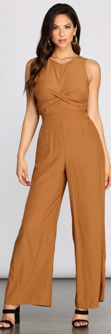 Twist Front Tie Back Jumpsuit provides a stylish start to creating your best summer outfits of the season with on-trend details for 2023!
