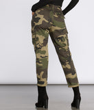 Command Worthy Cargo Pants provides a stylish start to creating your best summer outfits of the season with on-trend details for 2023!