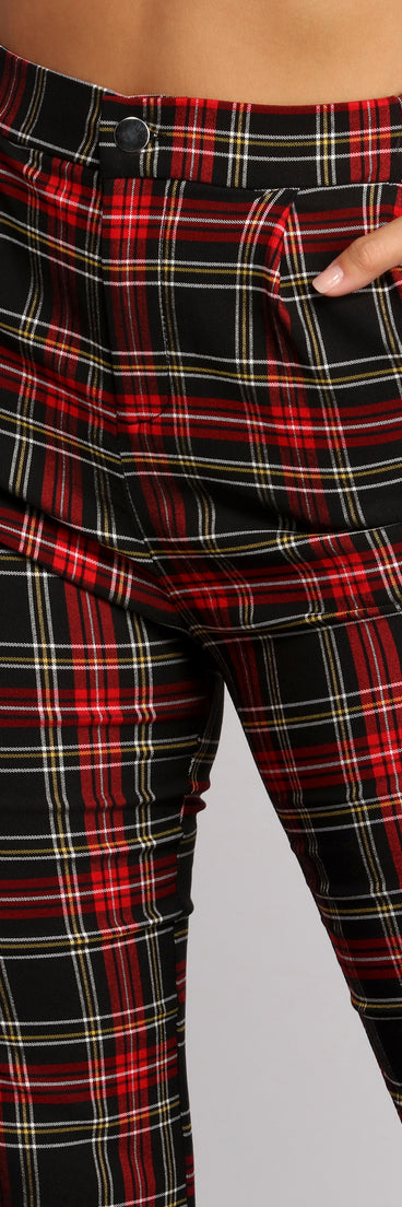 Perfectly Plaid High Waist Joggers provides a stylish start to creating your best summer outfits of the season with on-trend details for 2023!