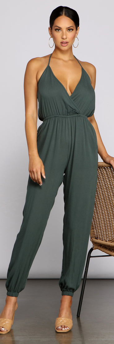 Essential Chic Surplice Gauze Jumpsuit provides a stylish start to creating your best summer outfits of the season with on-trend details for 2023!