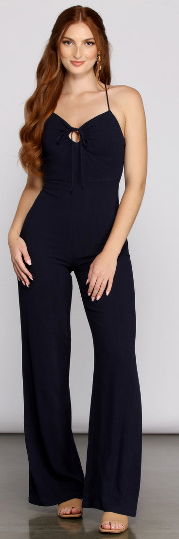 Classic Style Linen Jumpsuit provides a stylish start to creating your best summer outfits of the season with on-trend details for 2023!