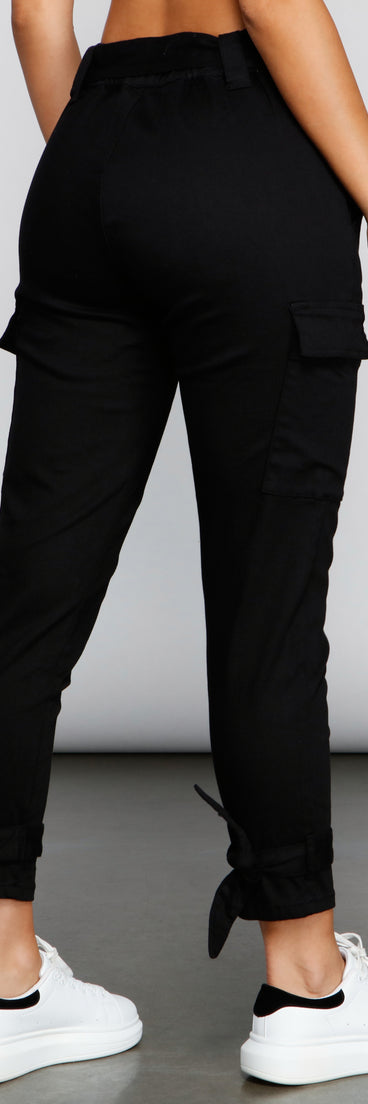 Basic And Chic High Waist Cargo Pants provides a stylish start to creating your best summer outfits of the season with on-trend details for 2023!