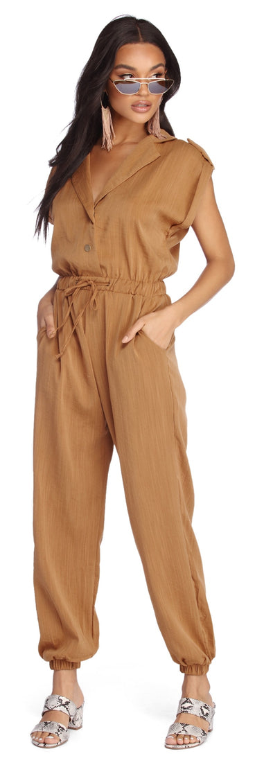 Utility Linen Jumpsuit will help you dress the part in stylish holiday party attire, an outfit for a New Year’s Eve party, & dressy or cocktail attire for any event.