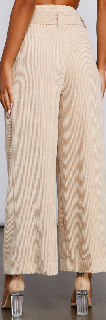 High Waist Flared Corduroy Pants provides a stylish start to creating your best summer outfits of the season with on-trend details for 2023!
