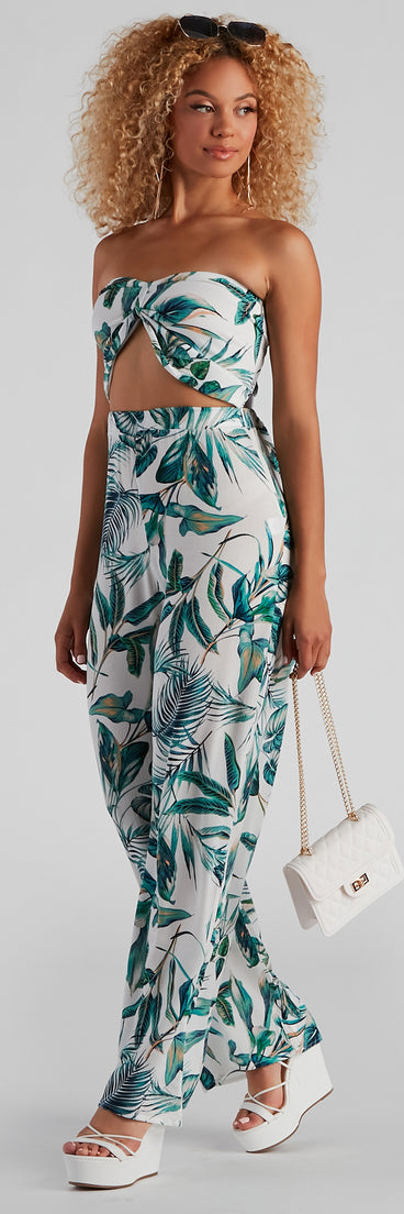 Summer Palms Strapless Jumpsuit provides a stylish start to creating your best summer outfits of the season with on-trend details for 2023!