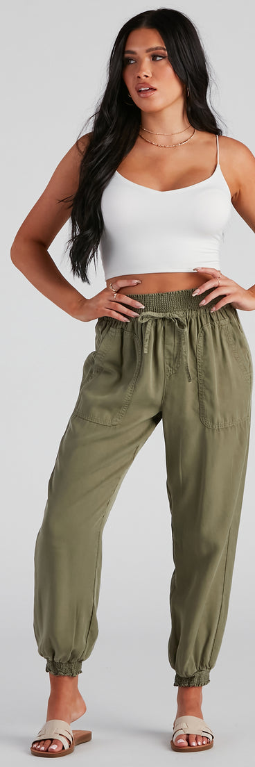 Coffee Break Smock Tie Waist Joggers provides a stylish start to creating your best summer outfits of the season with on-trend details for 2023!