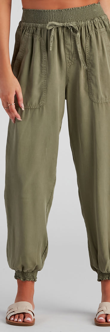 Coffee Break Smock Tie Waist Joggers provides a stylish start to creating your best summer outfits of the season with on-trend details for 2023!