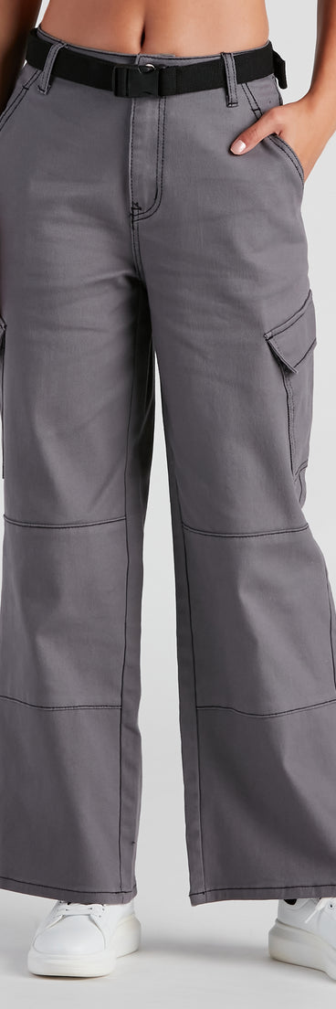 High Ranks Wide Leg Cargo Pants provides a stylish start to creating your best summer outfits of the season with on-trend details for 2023!