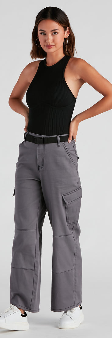 High Ranks Wide Leg Cargo Pants provides a stylish start to creating your best summer outfits of the season with on-trend details for 2023!