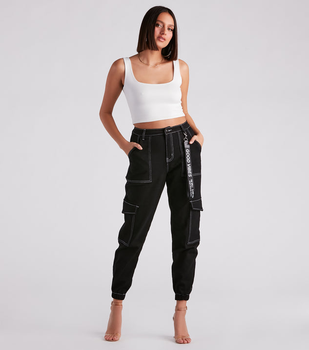 Functional Style Denim Cargo Joggers provides a stylish start to creating your best summer outfits of the season with on-trend details for 2023!