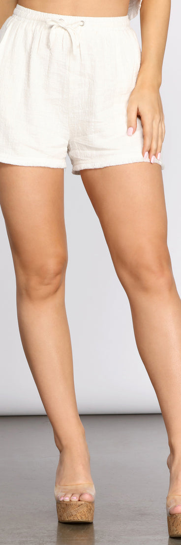 Effortless Ease Raw Hem Gauze Shorts provides a stylish start to creating your best summer outfits of the season with on-trend details for 2023!