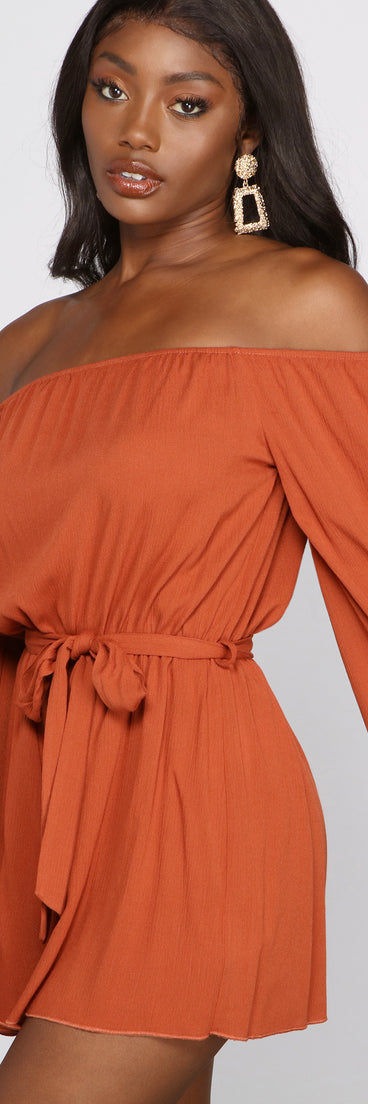 Boho Babe Flowy Tie-Front Romper provides a stylish start to creating your best summer outfits of the season with on-trend details for 2023!