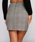 So Posh Glen Check Mini Skirt provides a stylish start to creating your best summer outfits of the season with on-trend details for 2023!
