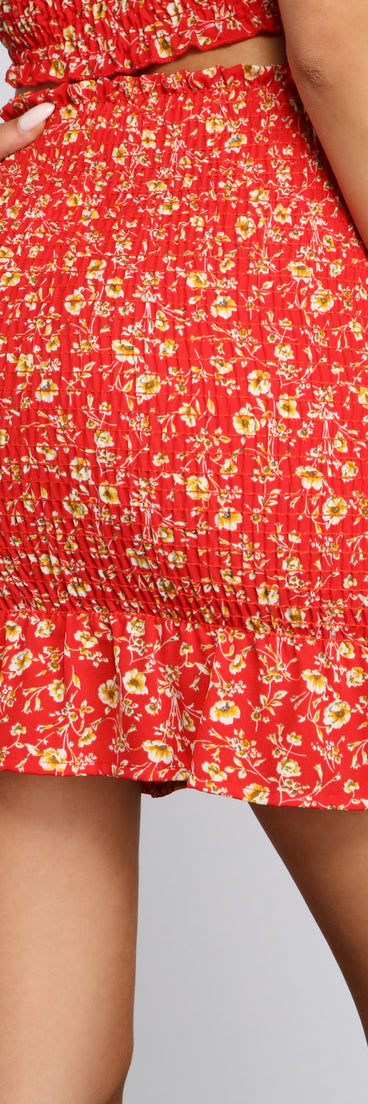 Such A Charmer Ditsy Floral Mini Skirt provides a stylish start to creating your best summer outfits of the season with on-trend details for 2023!