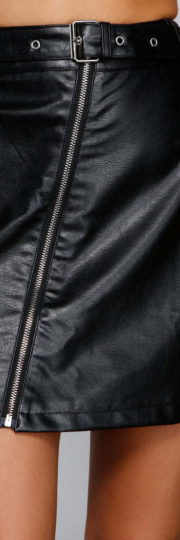 Faux Leather Belted Mini Skirt provides a stylish start to creating your best summer outfits of the season with on-trend details for 2023!