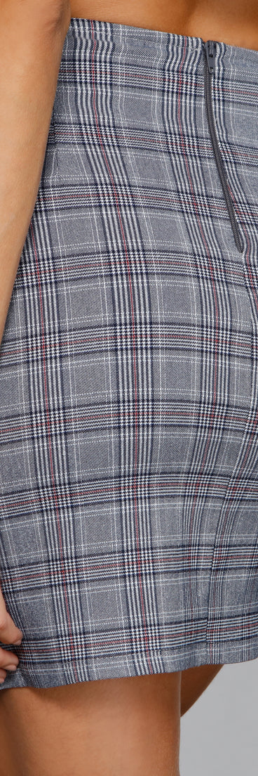 Pretty And Preppy High Waist Plaid Mini Skirt provides a stylish start to creating your best summer outfits of the season with on-trend details for 2023!