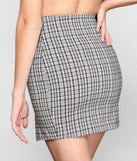 Preppy Style Plaid Mini Skirt provides a stylish start to creating your best summer outfits of the season with on-trend details for 2023!