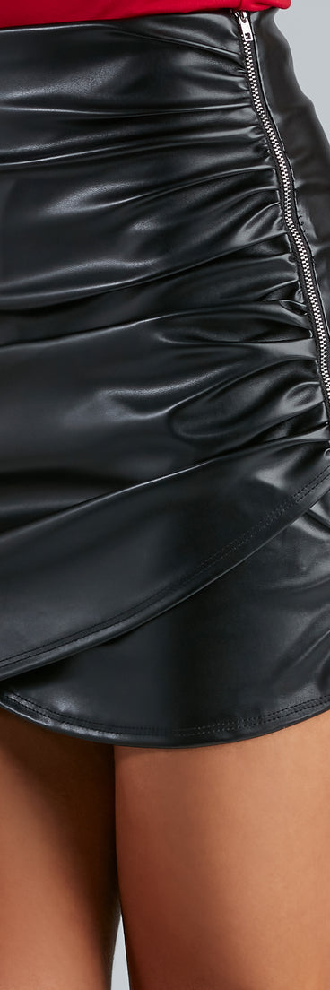 Babe Alert PU Zipper Mini Skirt elevates your outfits for holiday events, Christmas attire, formal events, or holiday party dresses to look picture-perfect at any event this season!