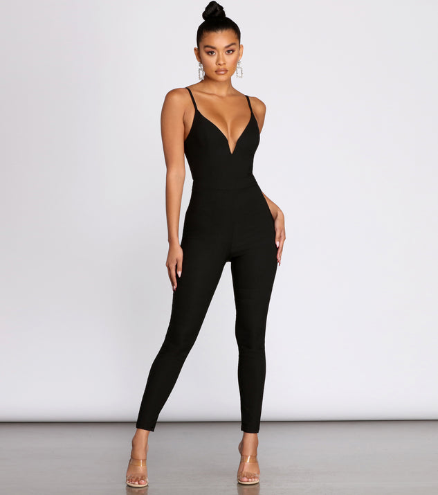 Sleek and Sophisticated Catsuit provides a stylish start to creating your best summer outfits of the season with on-trend details for 2023!