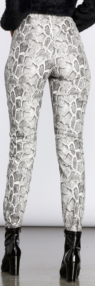 High Waist Snake Print PU Leggings provides a stylish start to creating your best summer outfits of the season with on-trend details for 2023!
