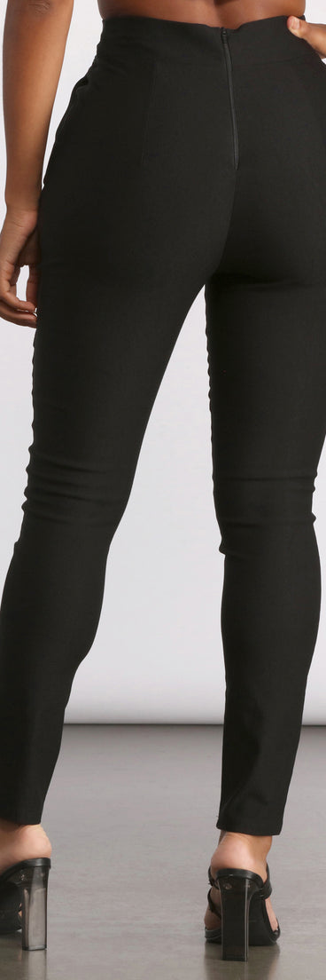 High Waist Tapered Skinny Leg Dress Pants is the perfect Homecoming look pick with on-trend details to make the 2023 HOCO dance your most memorable event yet!