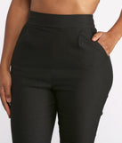 High Waist Tapered Skinny Leg Dress Pants provides a stylish start to creating your best summer outfits of the season with on-trend details for 2023!