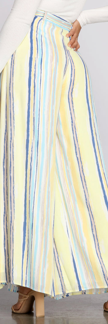Front Slit Striped Wide Leg Pants provides a stylish start to creating your best summer outfits of the season with on-trend details for 2023!