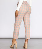 Mad For Plaid Cropped Pants provides a stylish start to creating your best summer outfits of the season with on-trend details for 2023!