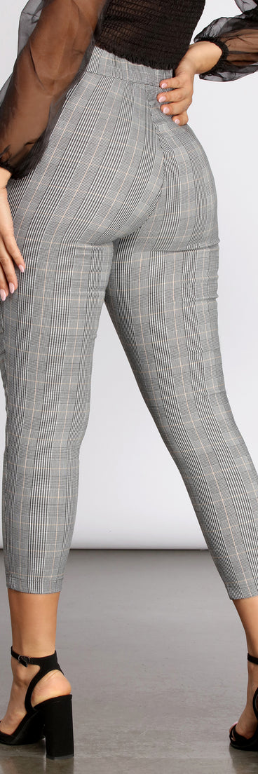 Plaid About It Mid Rise Tapered Pants provides a stylish start to creating your best summer outfits of the season with on-trend details for 2023!