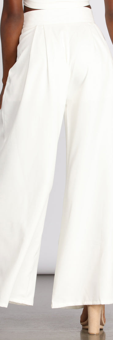 In My Element Wide Leg Pants provides a stylish start to creating your best summer outfits of the season with on-trend details for 2023!