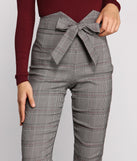 Fashionably Chic Plaid Skinny Pants provides a stylish start to creating your best summer outfits of the season with on-trend details for 2023!