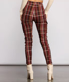 High Waist Plaid Cargo Skinny Pants provides a stylish start to creating your best summer outfits of the season with on-trend details for 2023!