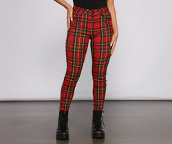 High Rise Zippered Plaid Pants provides a stylish start to creating your best summer outfits of the season with on-trend details for 2023!