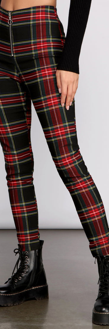 High Waist Plaid Zip Front Pants provides a stylish start to creating your best summer outfits of the season with on-trend details for 2023!