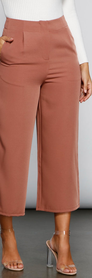 Chic Culotte Wide-Leg Trouser Pants provides a stylish start to creating your best summer outfits of the season with on-trend details for 2023!