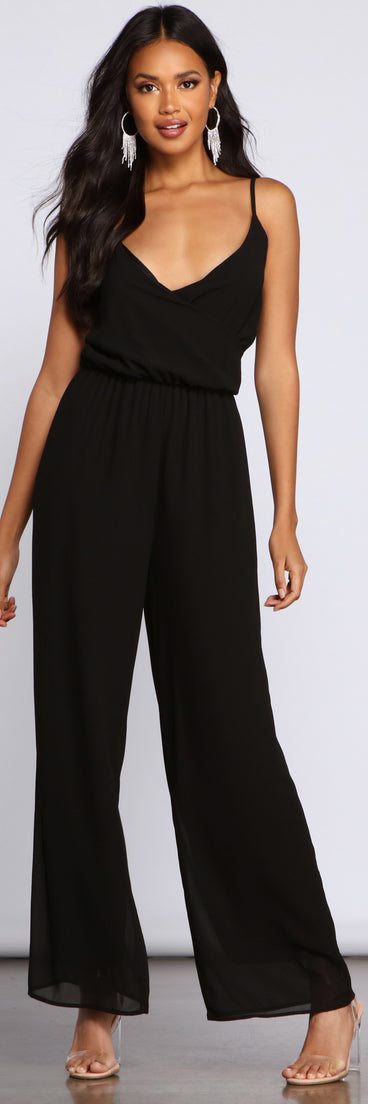 Glam Sophistication Sleeveless Chiffon Jumpsuit provides a stylish start to creating your best summer outfits of the season with on-trend details for 2023!