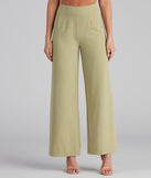 She Means Business Wide-Leg Pants provides a stylish start to creating your best summer outfits of the season with on-trend details for 2023!