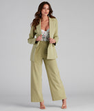She Means Business Wide-Leg Pants provides a stylish start to creating your best summer outfits of the season with on-trend details for 2023!