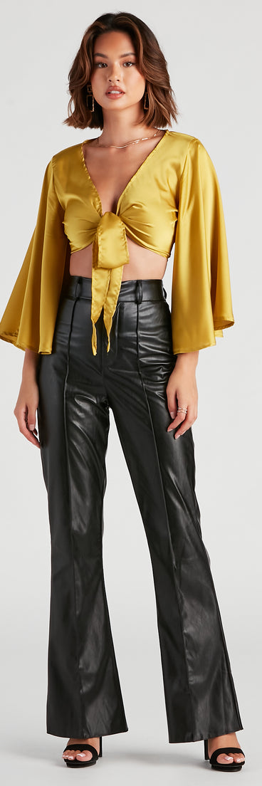 City Slicker High-Rise Trouser Pants provides a stylish start to creating your best summer outfits of the season with on-trend details for 2023!