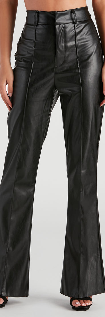 City Slicker High-Rise Trouser Pants provides a stylish start to creating your best summer outfits of the season with on-trend details for 2023!